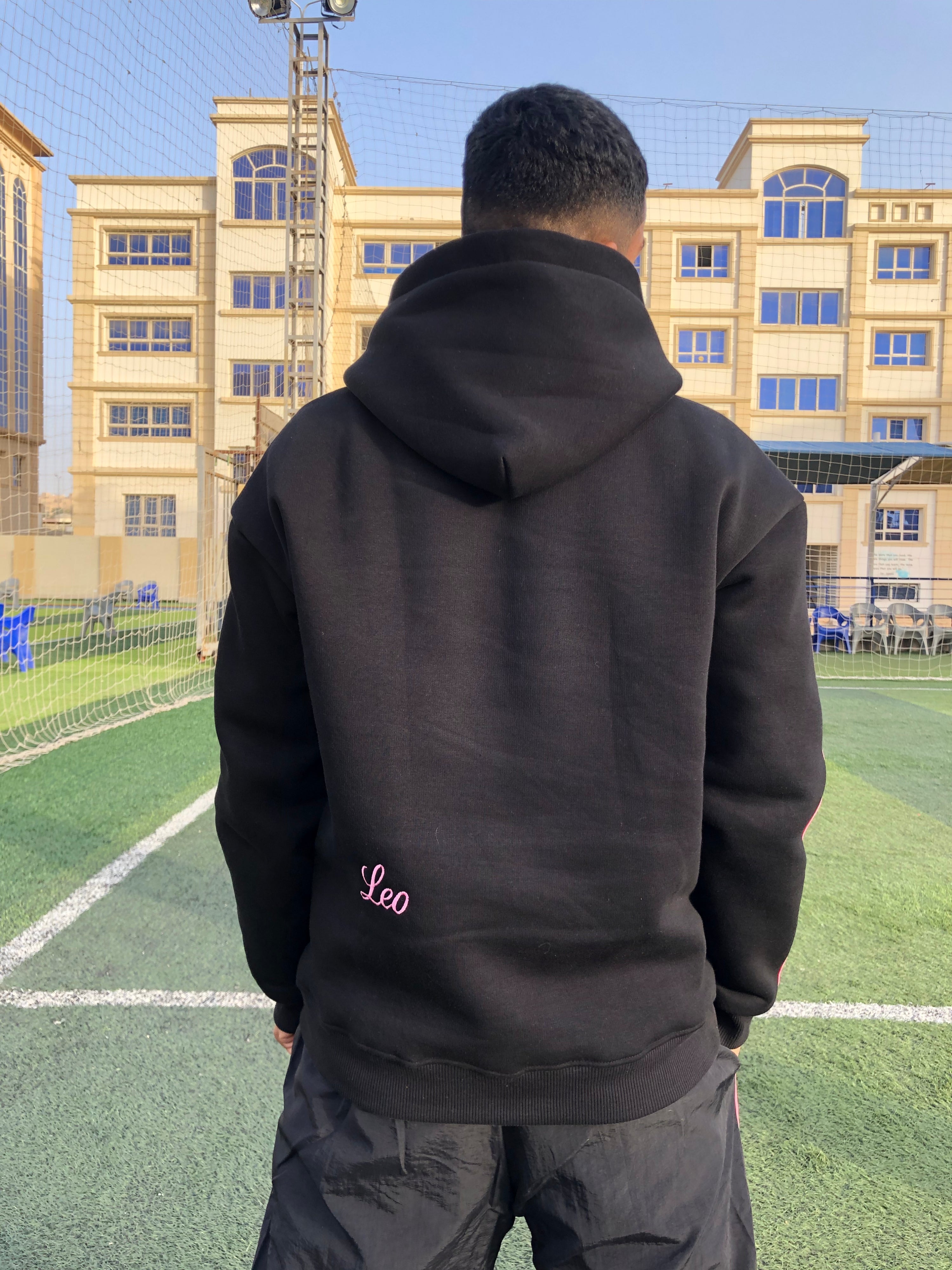 black and pink Hoodie Leo Move