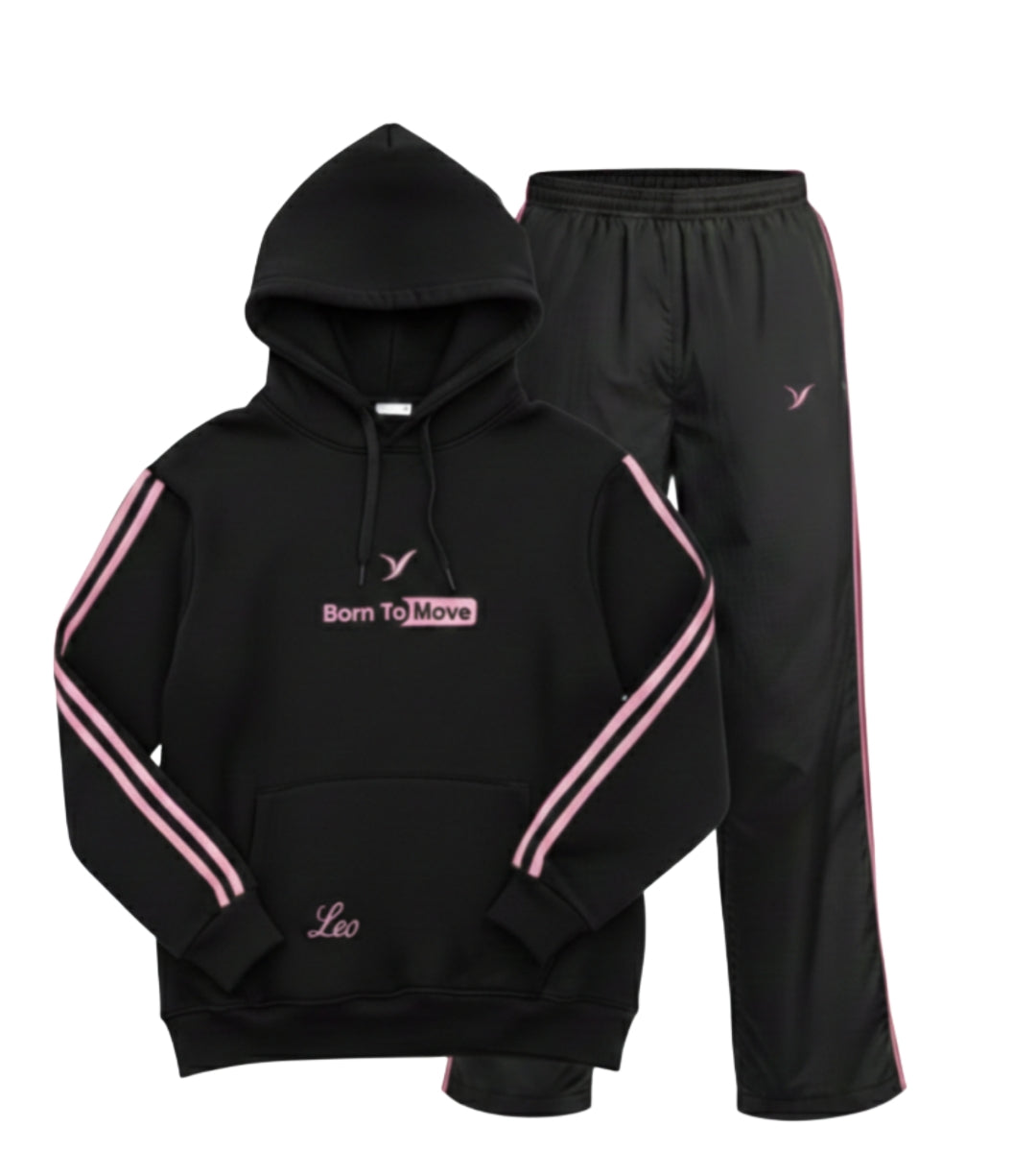 Black and Pant Suit Leo Move